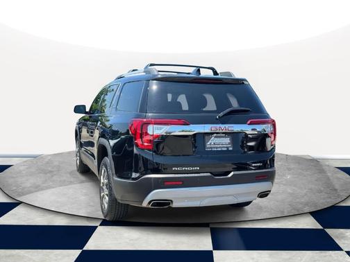 2022 GMC Acadia SLE