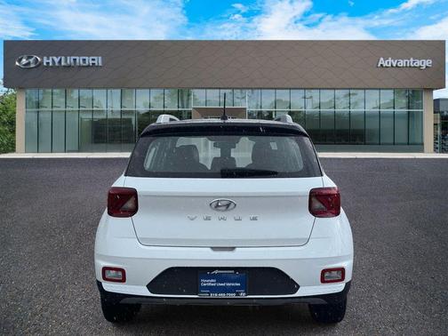 2024 Hyundai VENUE Limited