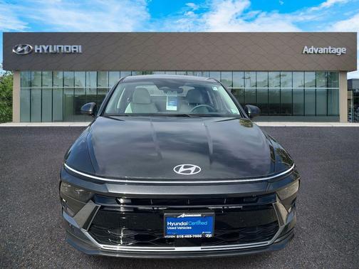 2025 Hyundai SONATA SE