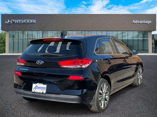 2020 Hyundai Elantra GT Base