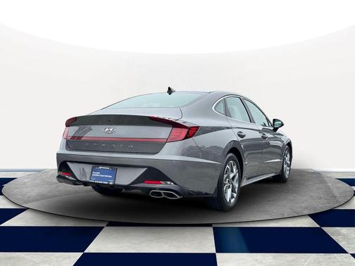 2022 Hyundai SONATA SEL