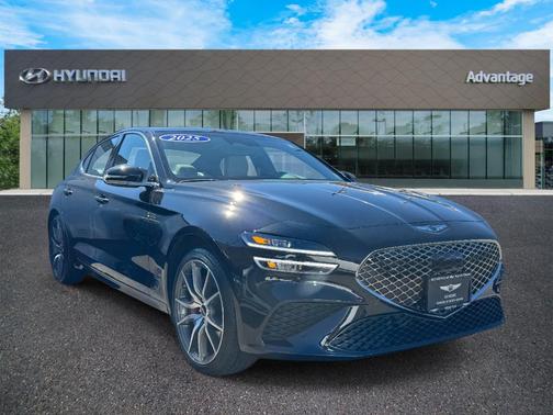 2025 Genesis G70 2.5T
