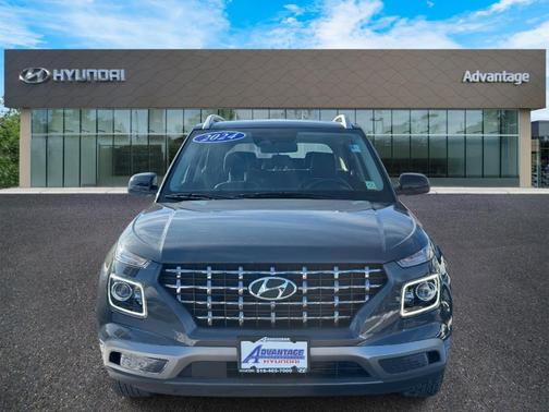 2024 Hyundai VENUE Limited