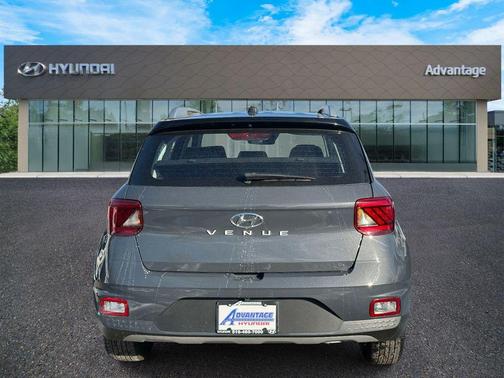2024 Hyundai VENUE Limited