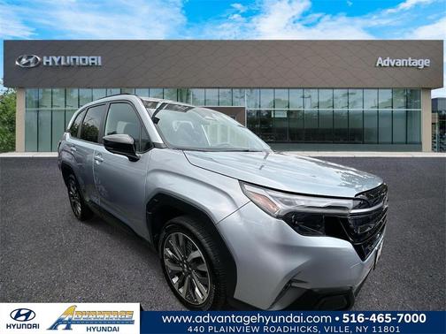 2025 Subaru Forester Touring