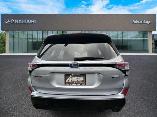 2025 Subaru Forester Touring