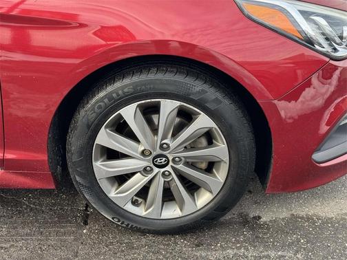 2015 Hyundai SONATA Sport