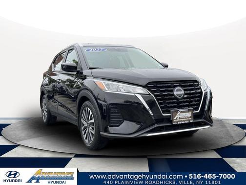 2022 Nissan Kicks SV