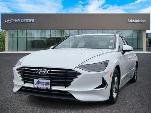 2023 Hyundai SONATA SE