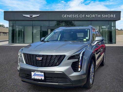 Silver Metallic 2023 Cadillac XT4 Luxury