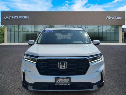2023 Honda Pilot Touring