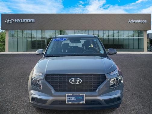 2023 Hyundai VENUE SE