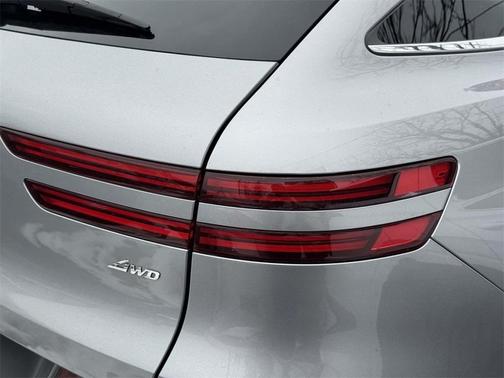 2023 Genesis GV70 2.5T