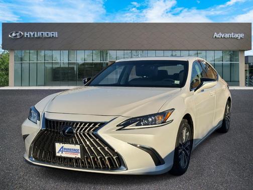 2022 Lexus ES 350 Base