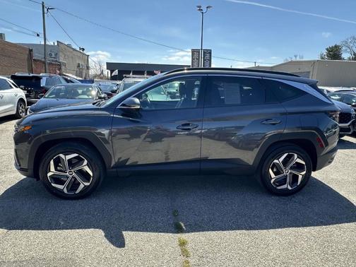 Gray 2023 Hyundai TUCSON Limited