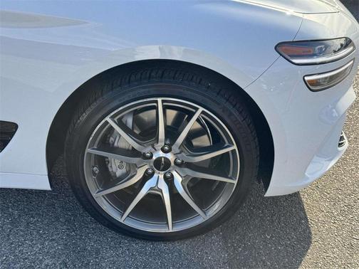 2026 Genesis G70 2.5T Prestige