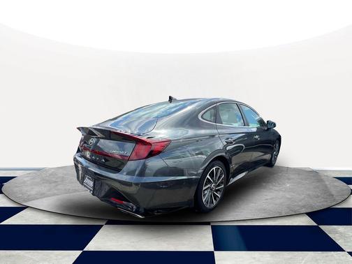 2022 Hyundai SONATA Limited