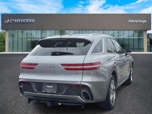 2023 Genesis GV70 2.5T