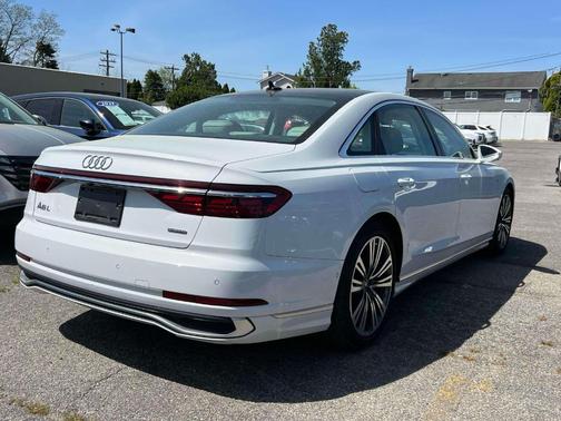 2023 Audi A8 L 55