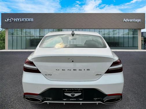 2025 Genesis G70 2.5T