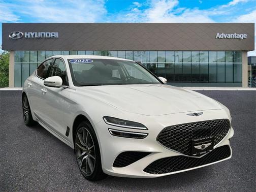 2025 Genesis G70 2.5T