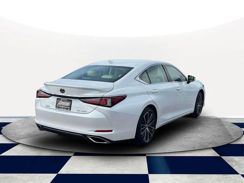 2022 Lexus ES 350 Base