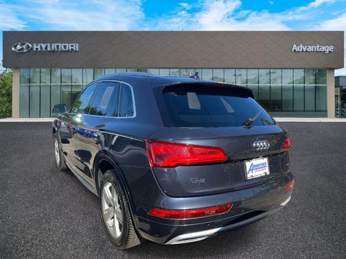 2019 Audi Q5 2.0T Premium Plus