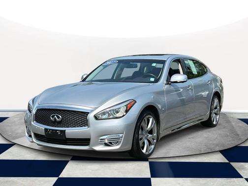 2017 INFINITI Q70L 3.7X