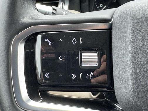 2022 Land Rover Discovery Sport SE