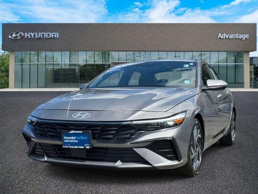 2024 Hyundai ELANTRA HEV Limited