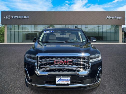 2022 GMC Acadia Denali