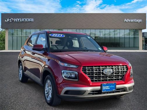 2023 Hyundai VENUE SE