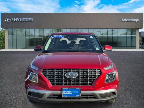 2023 Hyundai VENUE SE