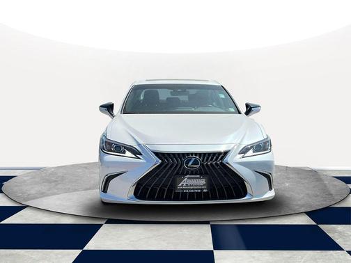 2022 Lexus ES 350 Base