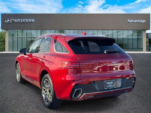 2023 Genesis GV70 2.5T