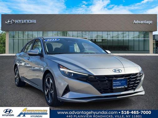 2023 Hyundai ELANTRA SEL