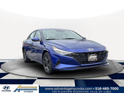 2022 Hyundai ELANTRA SEL