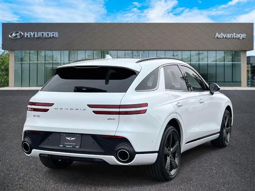 2025 Genesis GV70 2.5T