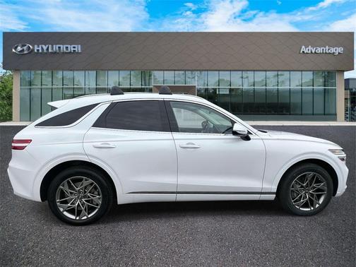 2023 Genesis GV70 2.5T