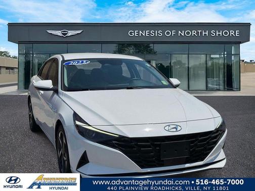 White Pearl 2023 Hyundai ELANTRA SEL