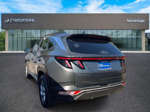 2023 Hyundai TUCSON SEL