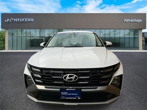 2025 Hyundai TUCSON SE