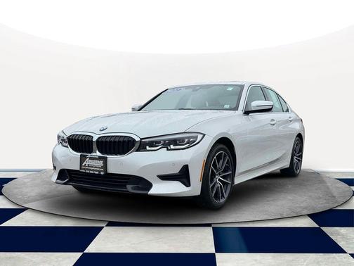 2022 BMW 330 i xDrive