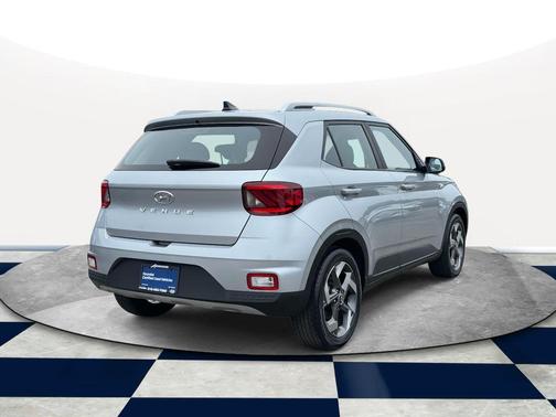 2022 Hyundai VENUE SEL
