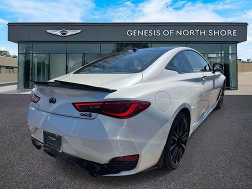 2017 INFINITI Q60 3.0t Red Sport 400