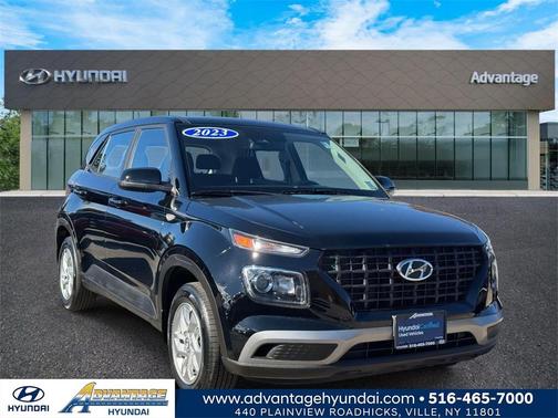 2023 Hyundai VENUE SE
