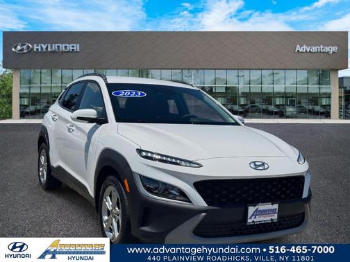 Lunar 2023 Hyundai KONA SEL