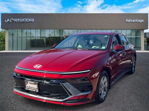 2025 Hyundai SONATA SE