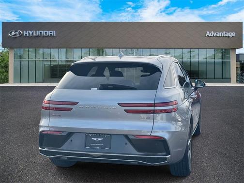 2026 Genesis GV70 2.5T Advanced