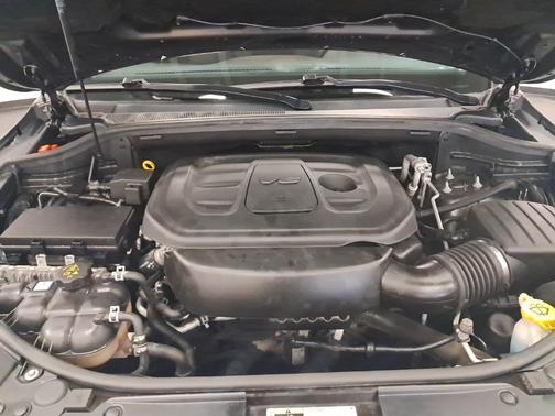 2019 Jeep Grand Cherokee Laredo